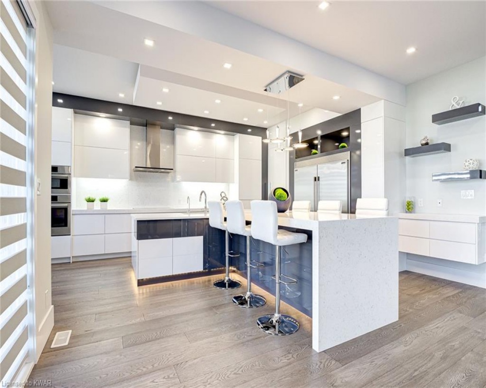 685 MEADOWSWEET, Waterloo, Ontario N2V 0A6, 5 Bedrooms Bedrooms, ,5 BathroomsBathrooms,Residential,Sale,MEADOWSWEET,40241047