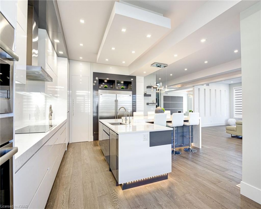 685 MEADOWSWEET, Waterloo, Ontario N2V 0A6, 5 Bedrooms Bedrooms, ,5 BathroomsBathrooms,Residential,Sale,MEADOWSWEET,40241047