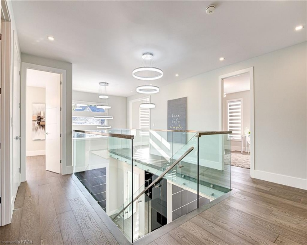 685 MEADOWSWEET, Waterloo, Ontario N2V 0A6, 5 Bedrooms Bedrooms, ,5 BathroomsBathrooms,Residential,Sale,MEADOWSWEET,40241047