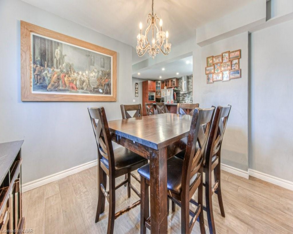 18 HORNING, Kitchener, Ontario N2K 1H6, 5 Bedrooms Bedrooms, ,2 BathroomsBathrooms,Residential,Sale,HORNING,40250835