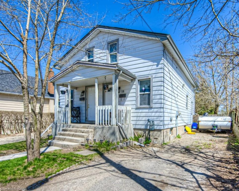 18 HORNING, Kitchener, Ontario N2K 1H6, 5 Bedrooms Bedrooms, ,2 BathroomsBathrooms,Residential,Sale,HORNING,40250835