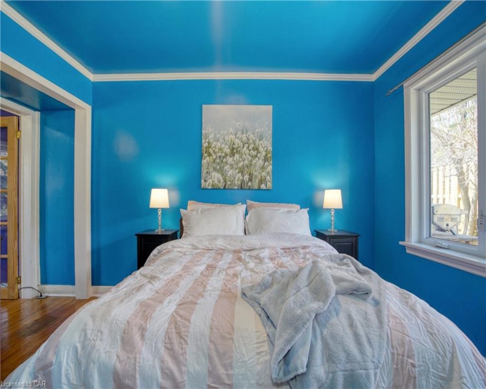 952 UNION, Kitchener, Ontario N2H 6J4, 3 Bedrooms Bedrooms, ,2 BathroomsBathrooms,Residential,Sale,UNION,40234196