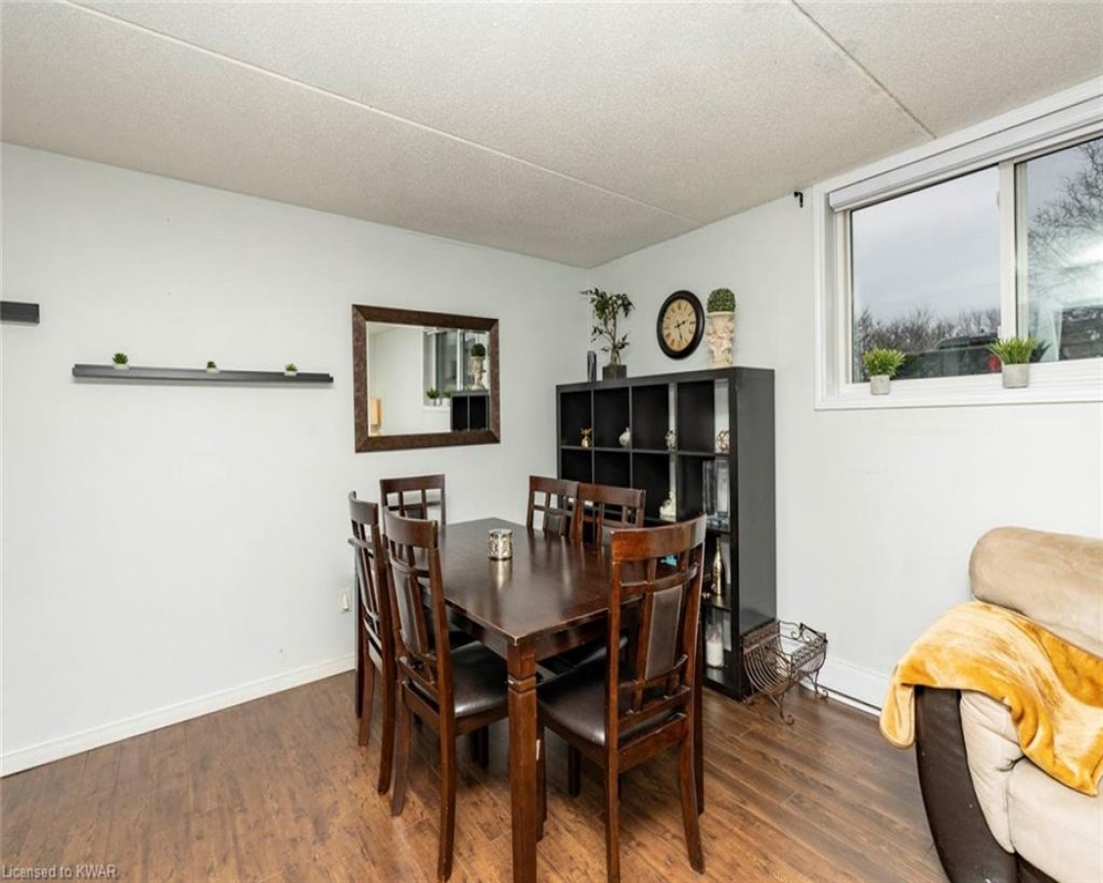 335 NORTHLAKE, Waterloo, Ontario N2V 1Z1, 2 Bedrooms Bedrooms, ,1 BathroomBathrooms,Residential,Sale,NORTHLAKE,40246596