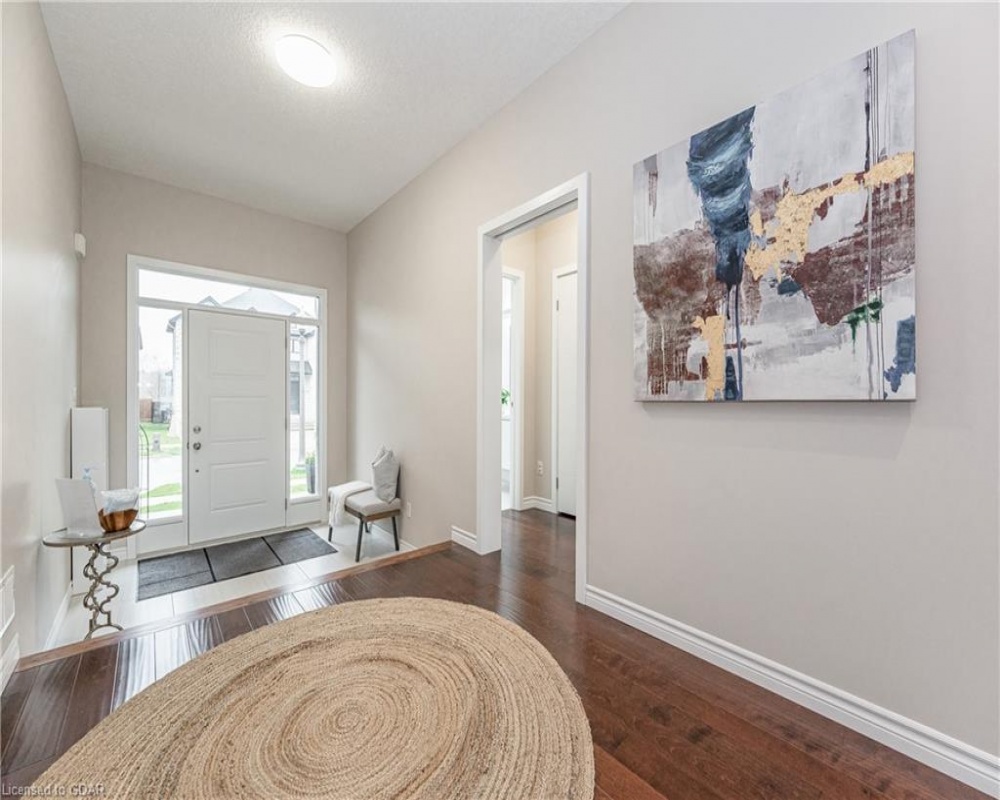45 EAGLECREST, Kitchener, Ontario N2K 0B8, 5 Bedrooms Bedrooms, ,4 BathroomsBathrooms,Residential,Sale,EAGLECREST,40253058