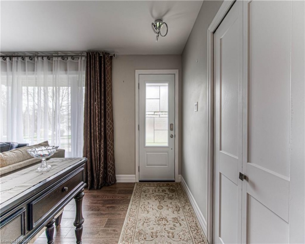 223 BELLEHAVEN, Waterloo, Ontario N2J 3L5, 4 Bedrooms Bedrooms, ,3 BathroomsBathrooms,Residential,Sale,BELLEHAVEN,40254773