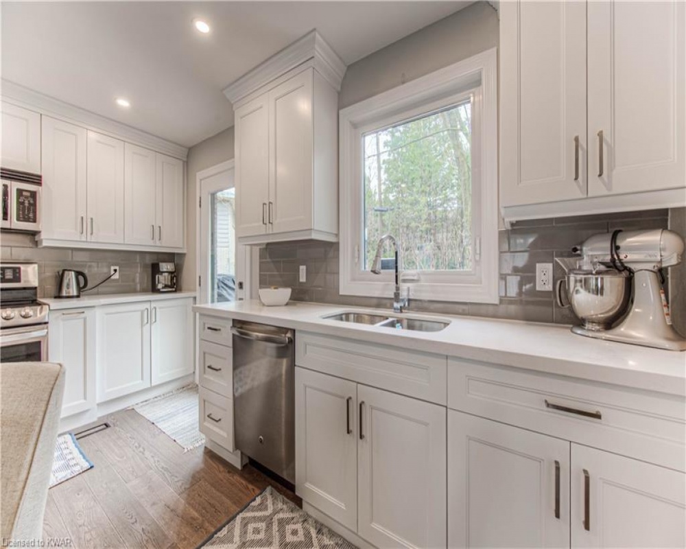 223 BELLEHAVEN, Waterloo, Ontario N2J 3L5, 4 Bedrooms Bedrooms, ,3 BathroomsBathrooms,Residential,Sale,BELLEHAVEN,40254773