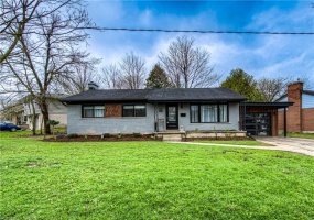 223 BELLEHAVEN, Waterloo, Ontario N2J 3L5, 4 Bedrooms Bedrooms, ,3 BathroomsBathrooms,Residential,Sale,BELLEHAVEN,40254773