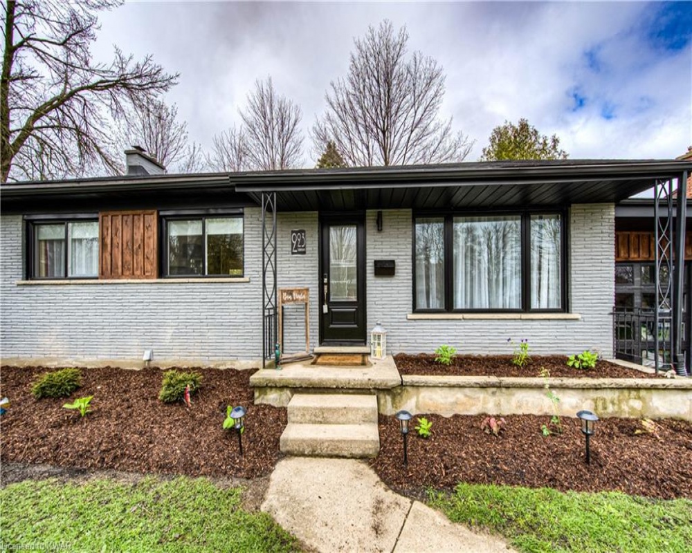 223 BELLEHAVEN, Waterloo, Ontario N2J 3L5, 4 Bedrooms Bedrooms, ,3 BathroomsBathrooms,Residential,Sale,BELLEHAVEN,40254773