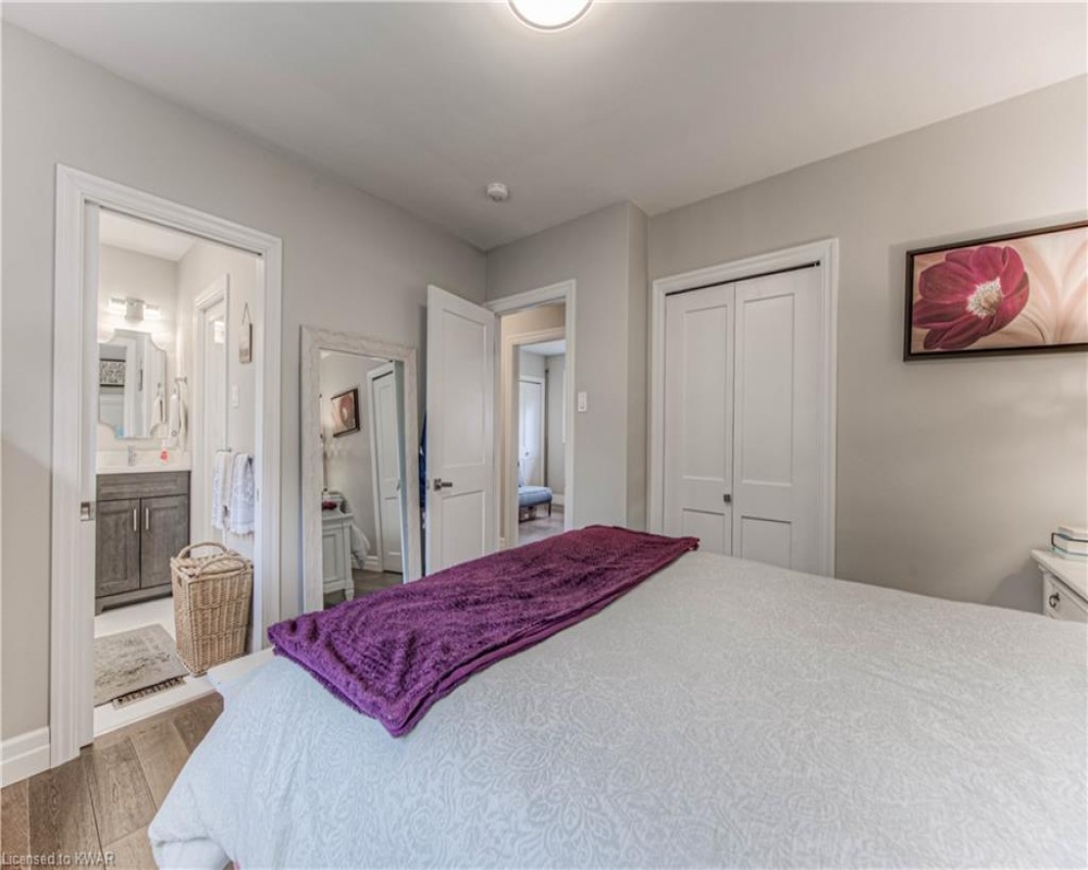223 BELLEHAVEN, Waterloo, Ontario N2J 3L5, 4 Bedrooms Bedrooms, ,3 BathroomsBathrooms,Residential,Sale,BELLEHAVEN,40254773