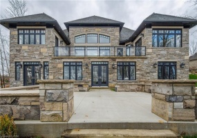 546 WOOLWICH, Waterloo, Ontario N2J 4G8, 4 Bedrooms Bedrooms, ,4 BathroomsBathrooms,Residential,Sale,WOOLWICH,40255192
