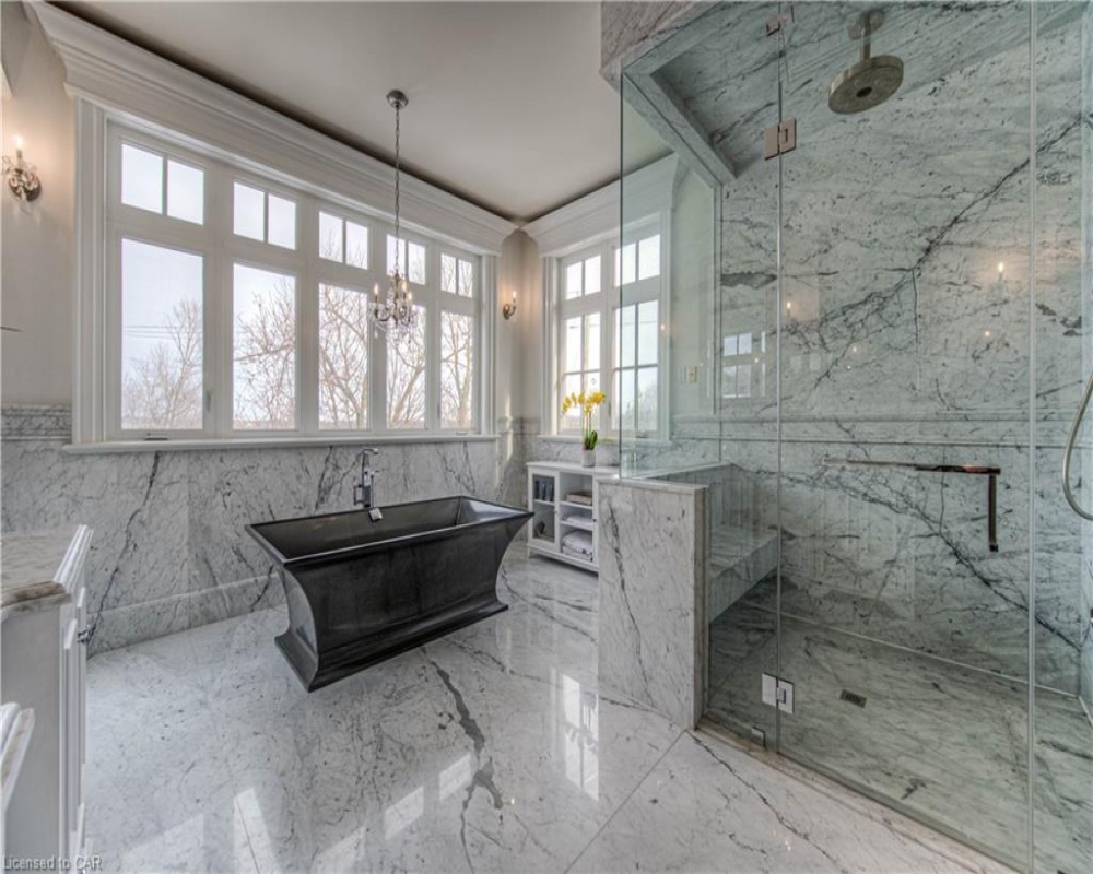 546 WOOLWICH, Waterloo, Ontario N2J 4G8, 4 Bedrooms Bedrooms, ,4 BathroomsBathrooms,Residential,Sale,WOOLWICH,40255192