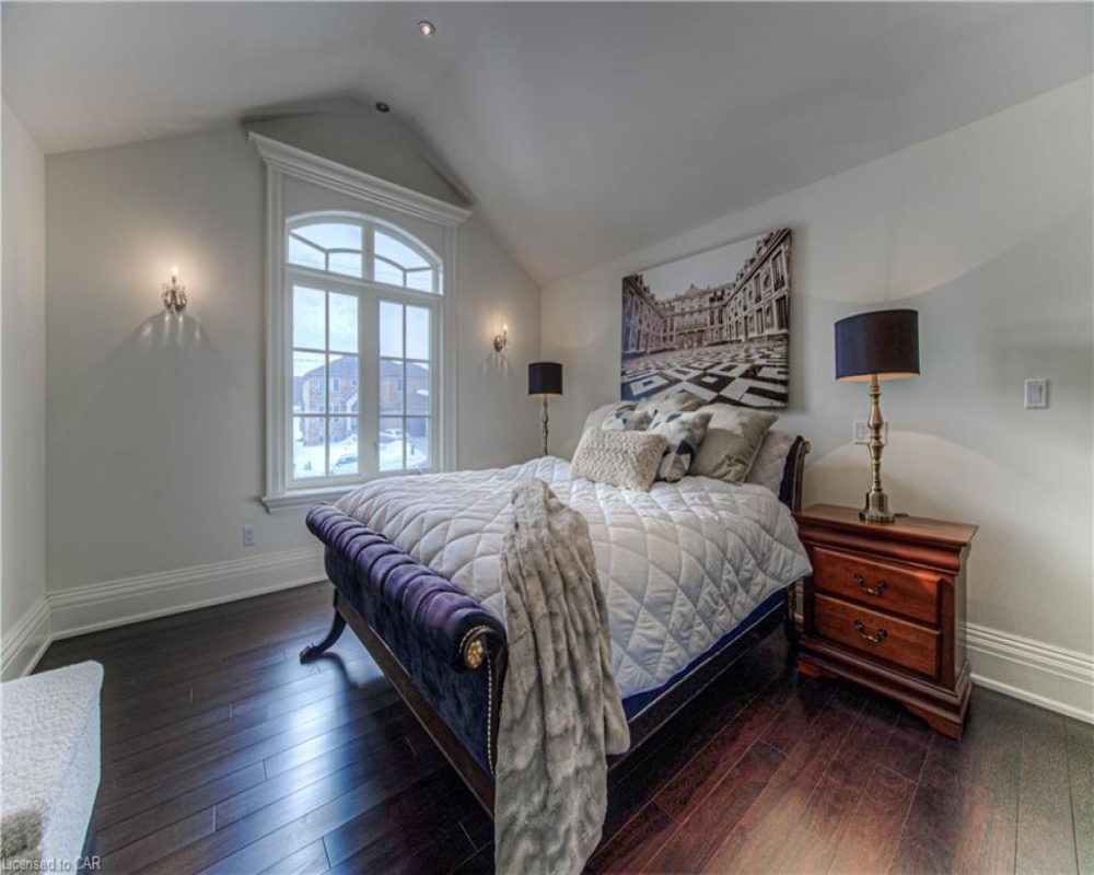 546 WOOLWICH, Waterloo, Ontario N2J 4G8, 4 Bedrooms Bedrooms, ,4 BathroomsBathrooms,Residential,Sale,WOOLWICH,40255192