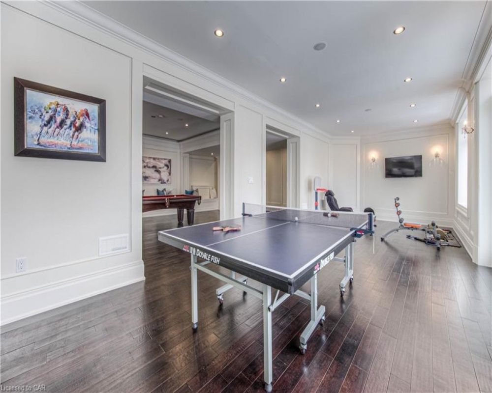 546 WOOLWICH, Waterloo, Ontario N2J 4G8, 4 Bedrooms Bedrooms, ,4 BathroomsBathrooms,Residential,Sale,WOOLWICH,40255192