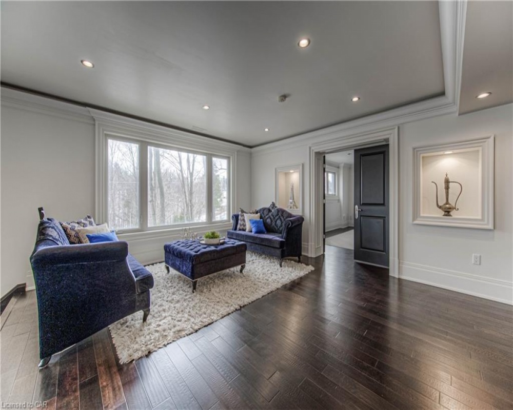 546 WOOLWICH, Waterloo, Ontario N2J 4G8, 4 Bedrooms Bedrooms, ,4 BathroomsBathrooms,Residential,Sale,WOOLWICH,40255192