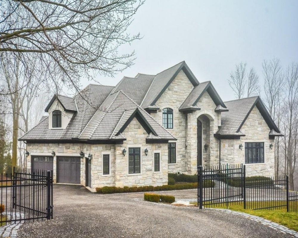 546 WOOLWICH, Waterloo, Ontario N2J 4G8, 4 Bedrooms Bedrooms, ,4 BathroomsBathrooms,Residential,Sale,WOOLWICH,40255192