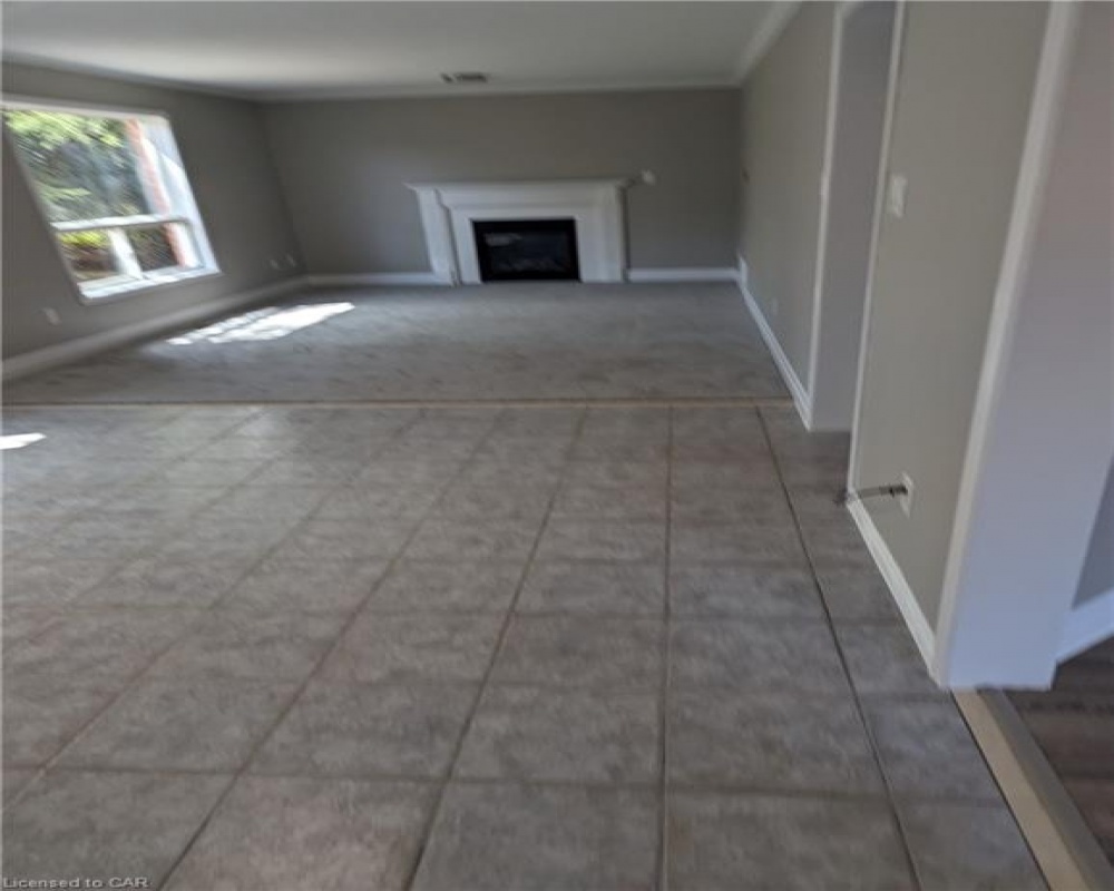 11 CHIPCASE, Cambridge, Ontario N1T 1V9, 5 Bedrooms Bedrooms, ,4 BathroomsBathrooms,Residential,Sale,CHIPCASE,40255812