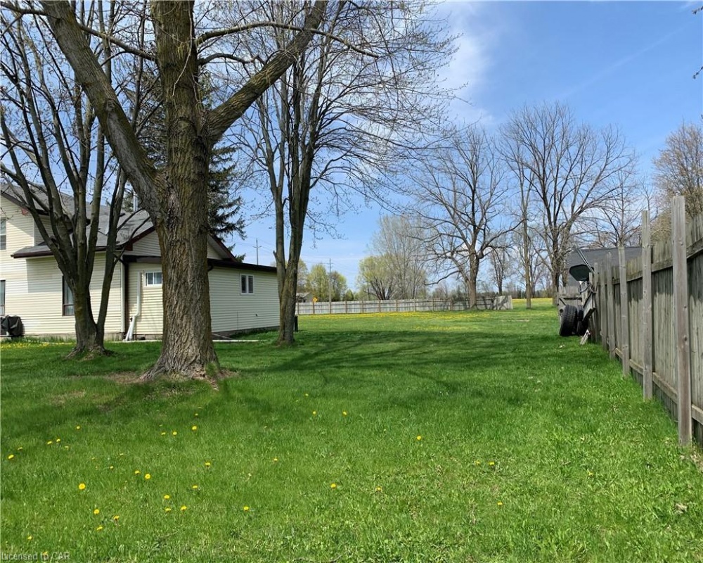 4425 FOUNTAIN, Cambridge, Ontario N3H 4R6, 4 Bedrooms Bedrooms, ,2 BathroomsBathrooms,Residential,Sale,FOUNTAIN,40256818