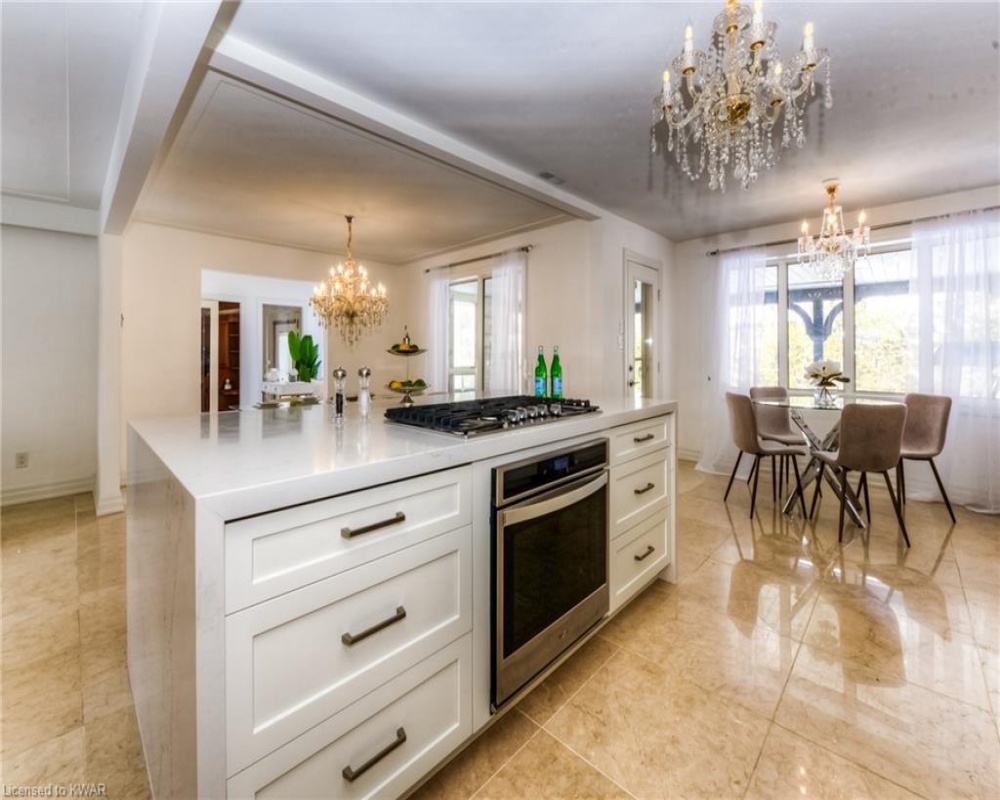 338 OLD STONE, Waterloo, Ontario N2K 1Z3, 4 Bedrooms Bedrooms, ,3 BathroomsBathrooms,Residential,Sale,OLD STONE,40260295