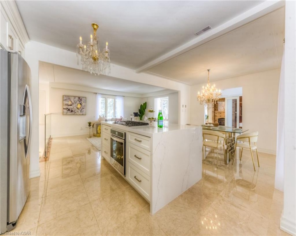 338 OLD STONE, Waterloo, Ontario N2K 1Z3, 4 Bedrooms Bedrooms, ,3 BathroomsBathrooms,Residential,Sale,OLD STONE,40260295