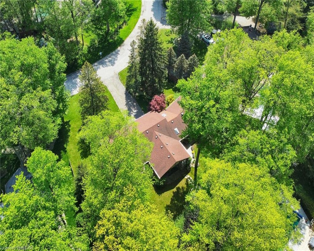 338 OLD STONE, Waterloo, Ontario N2K 1Z3, 4 Bedrooms Bedrooms, ,3 BathroomsBathrooms,Residential,Sale,OLD STONE,40260295