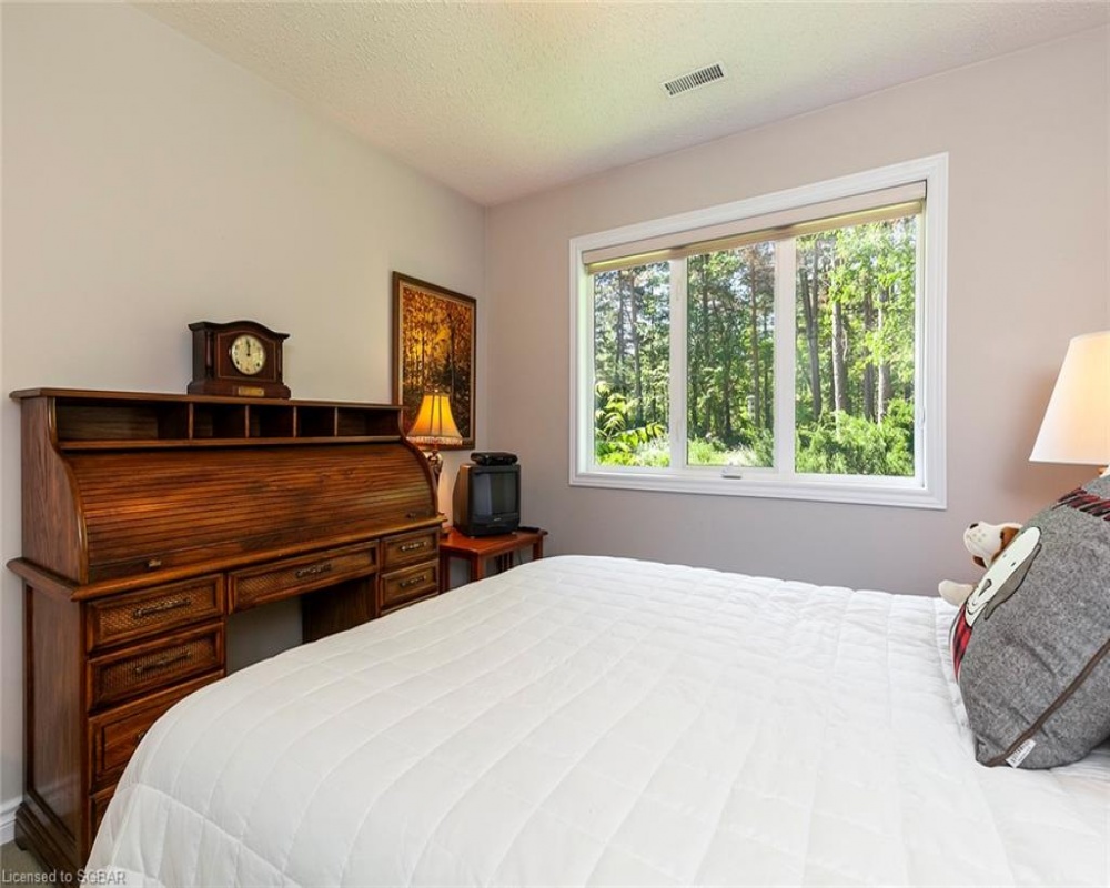 39 FOREST, Collingwood, Ontario L9Y 4W7, 3 Bedrooms Bedrooms, ,3 BathroomsBathrooms,Residential,Sale,FOREST,207265