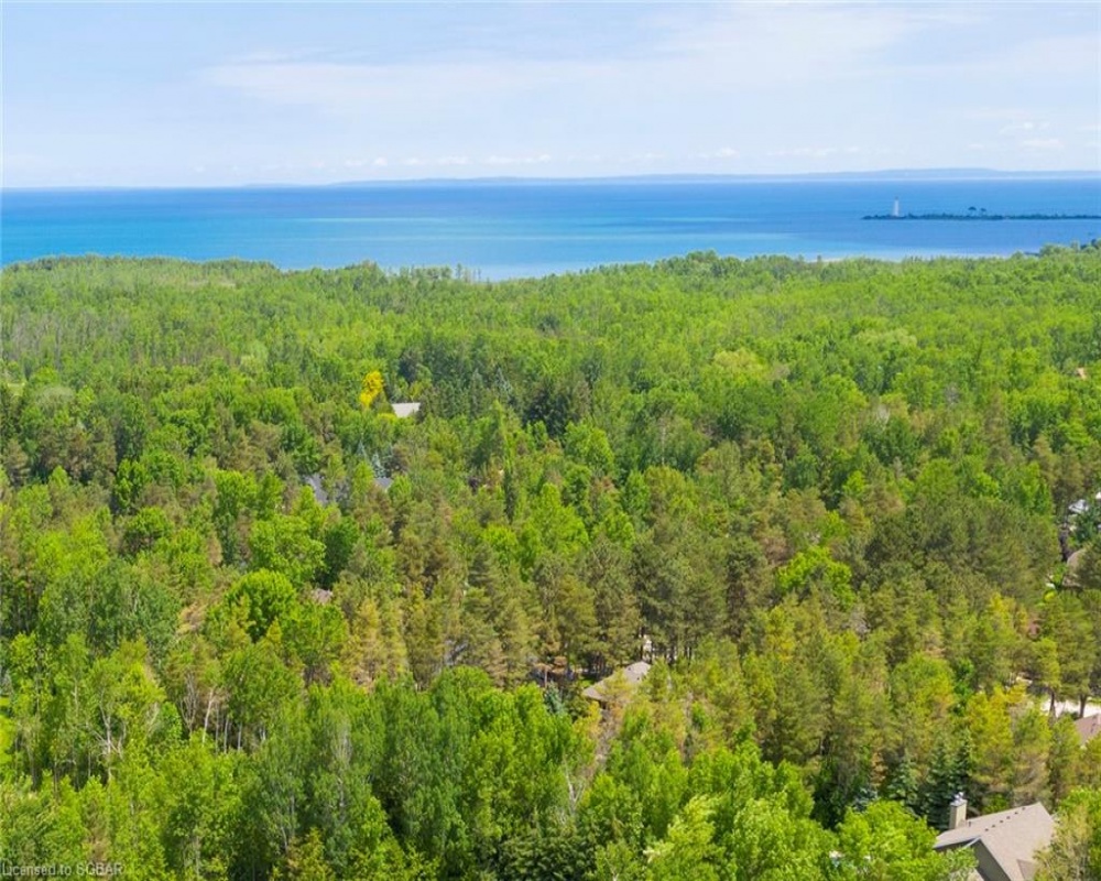 39 FOREST, Collingwood, Ontario L9Y 4W7, 3 Bedrooms Bedrooms, ,3 BathroomsBathrooms,Residential,Sale,FOREST,207265